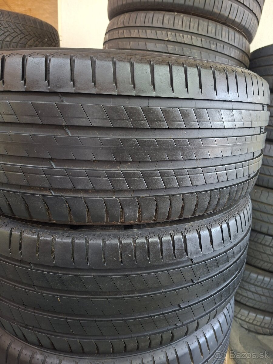 235/55R19 Michelin letné