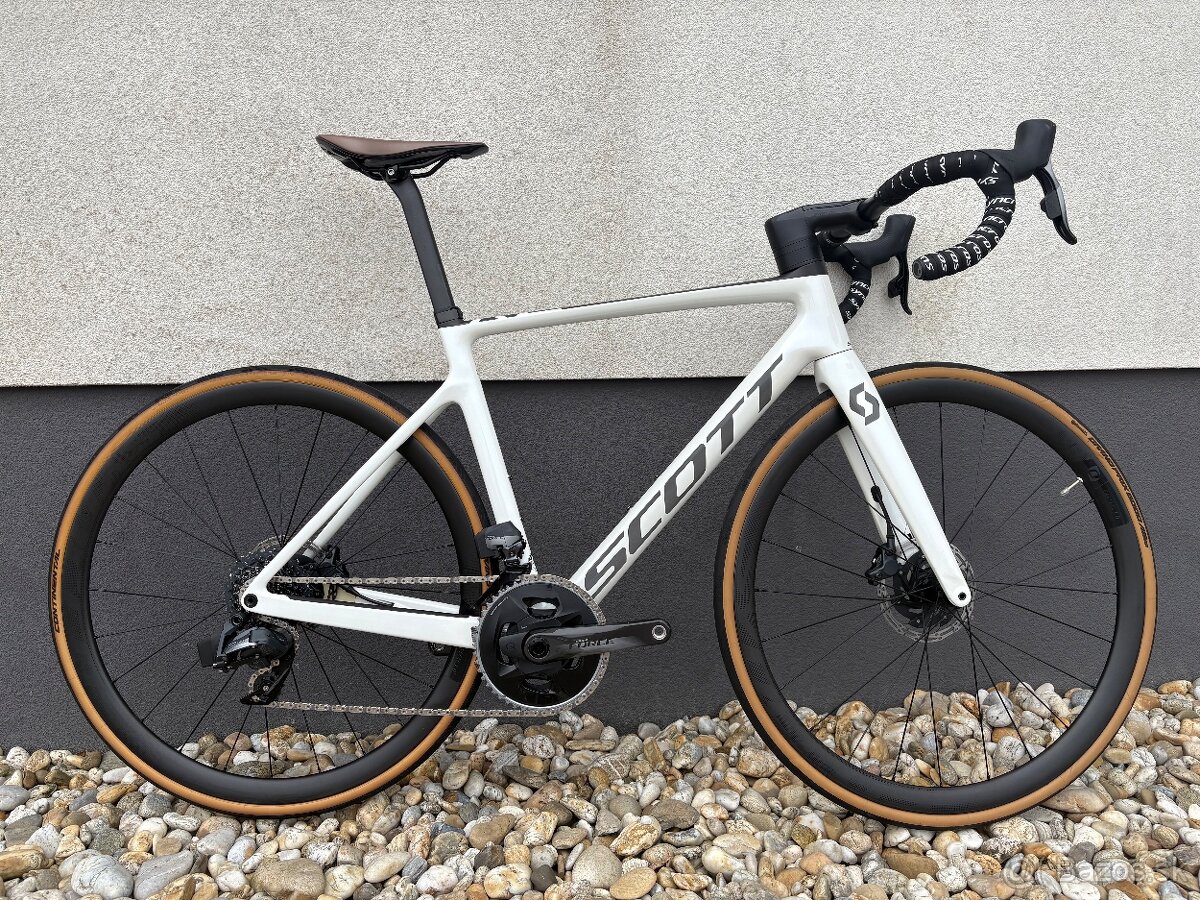 Scott Addict RC 10 pearl white 2021