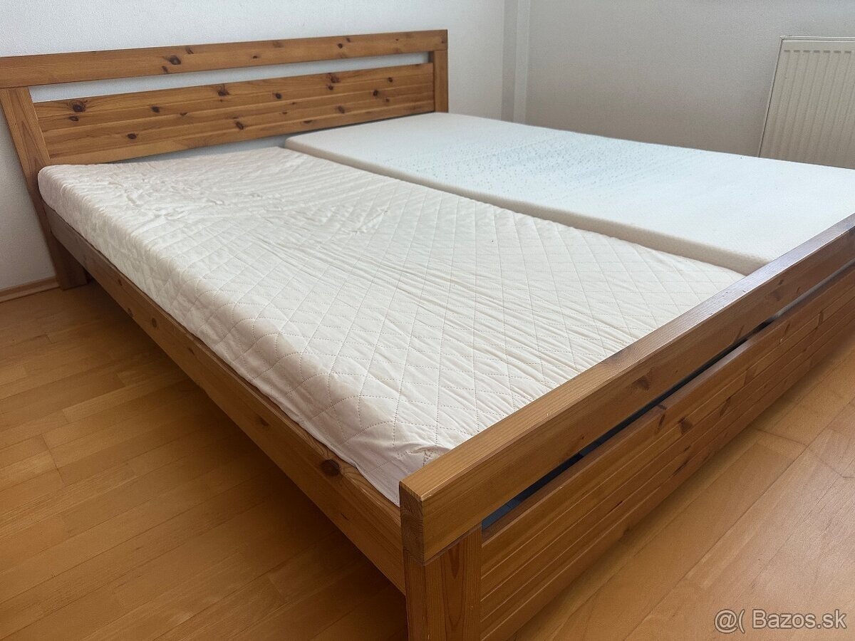 Predam manzelsku drevenu postel