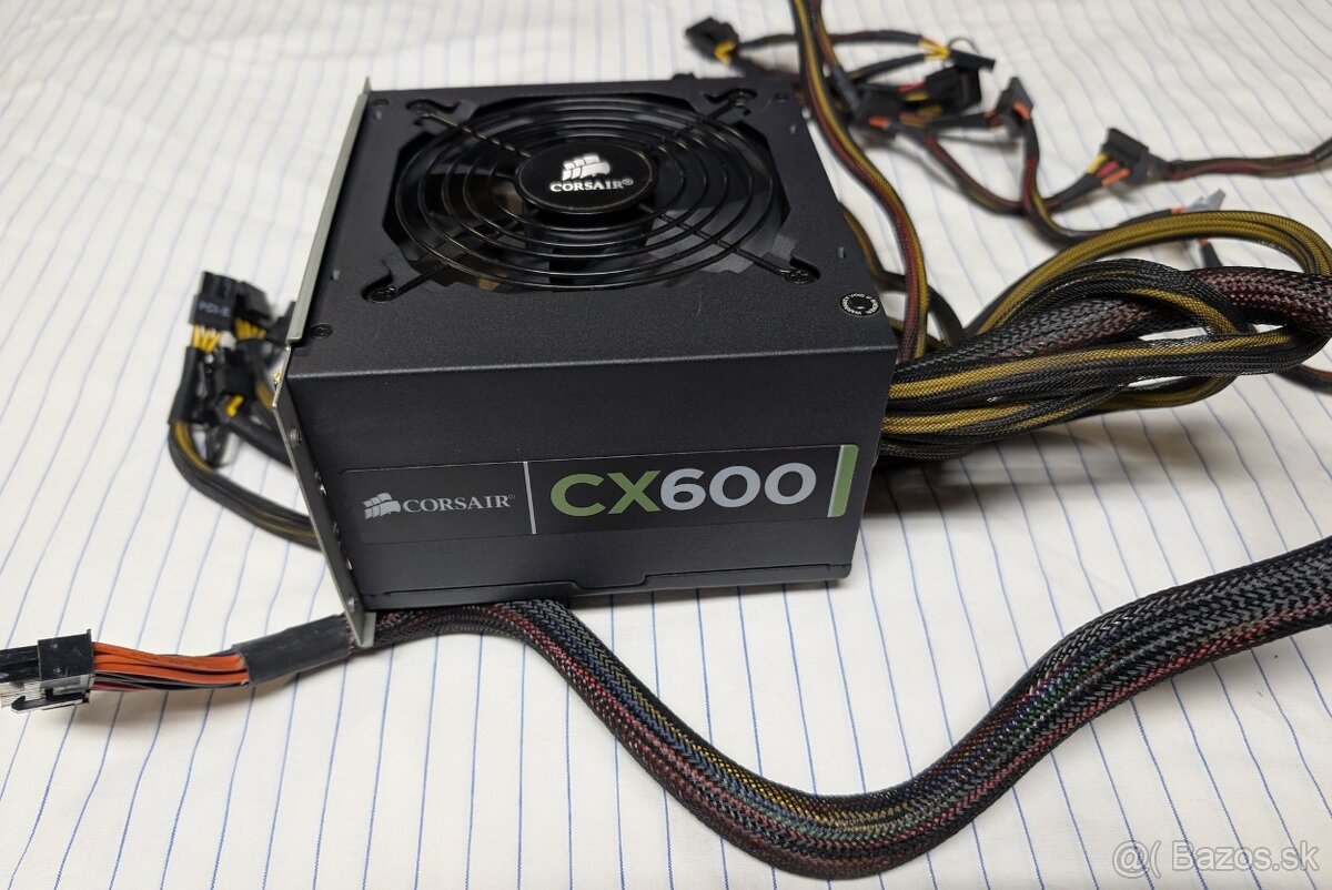 Napájací zdroj pre PC-Corsair CX600