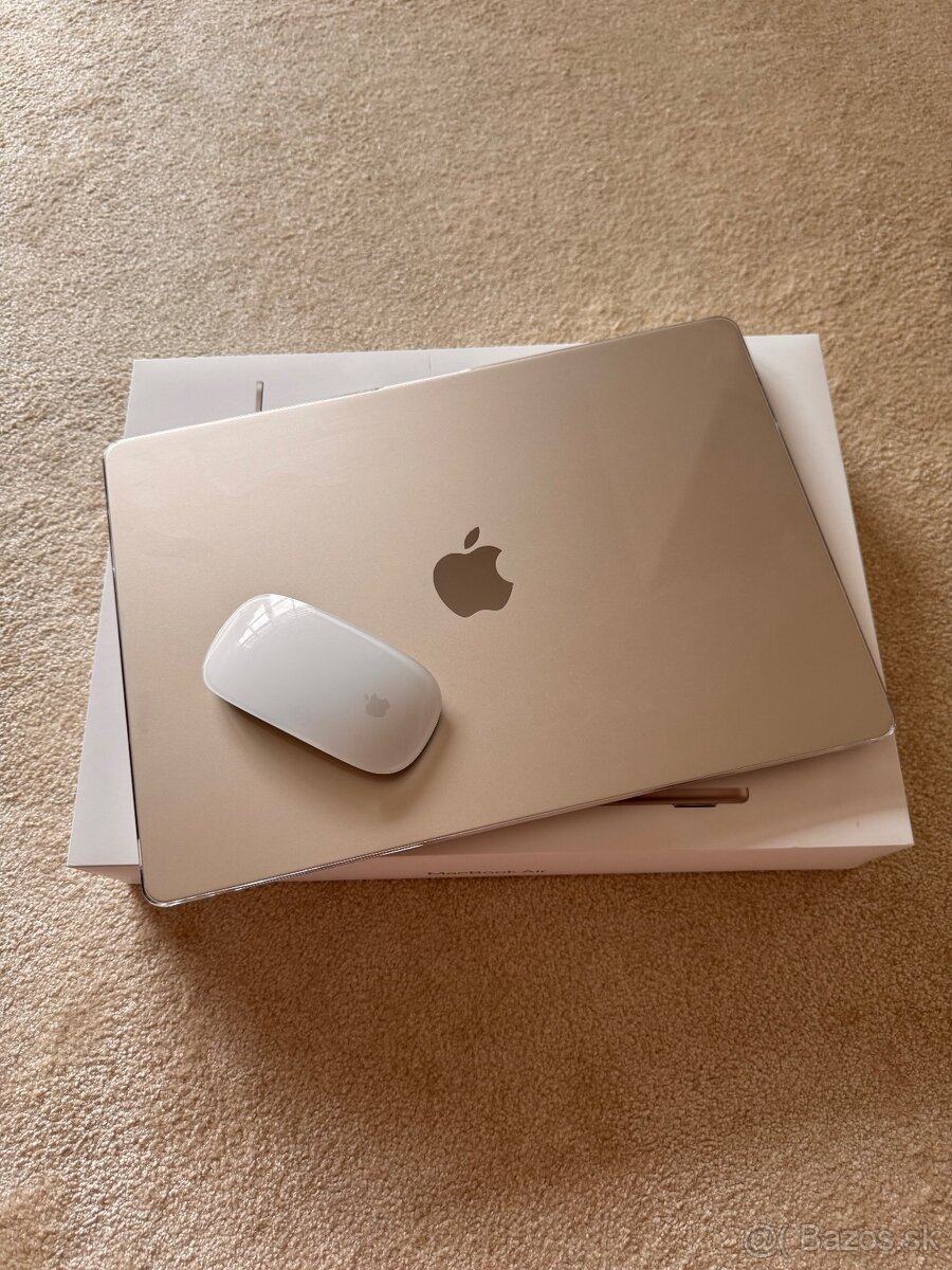 MacBook Air 15" M3 SK 2024 Hviezdny biely