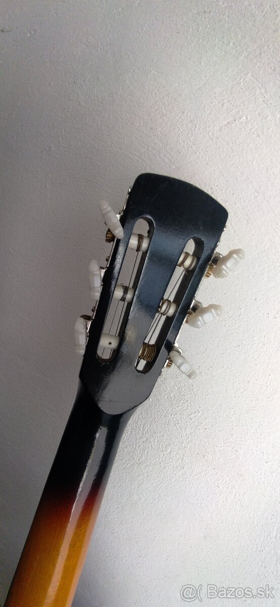 Mandolína,španielska,gitaru