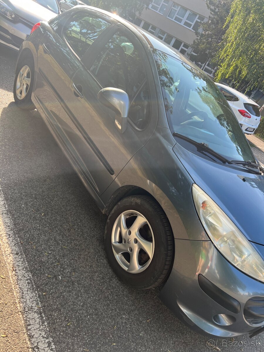 Peugeot 207 1,4i 54kw
