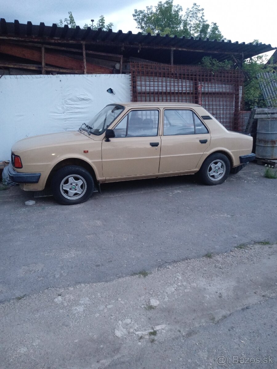 Škoda 105 S