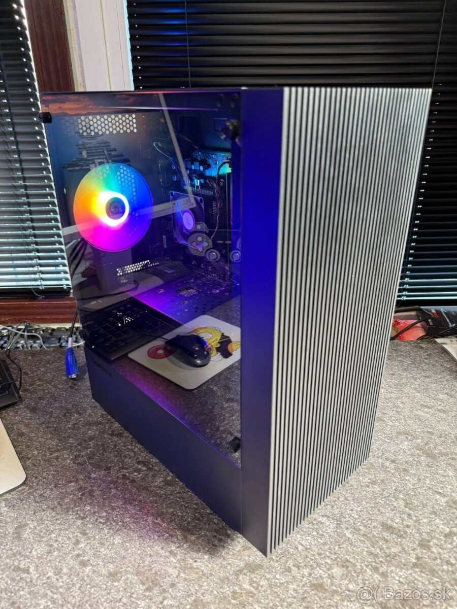 Počítač A8‑9600/8GB RAM/RX 570/120 SSD+500 HDD