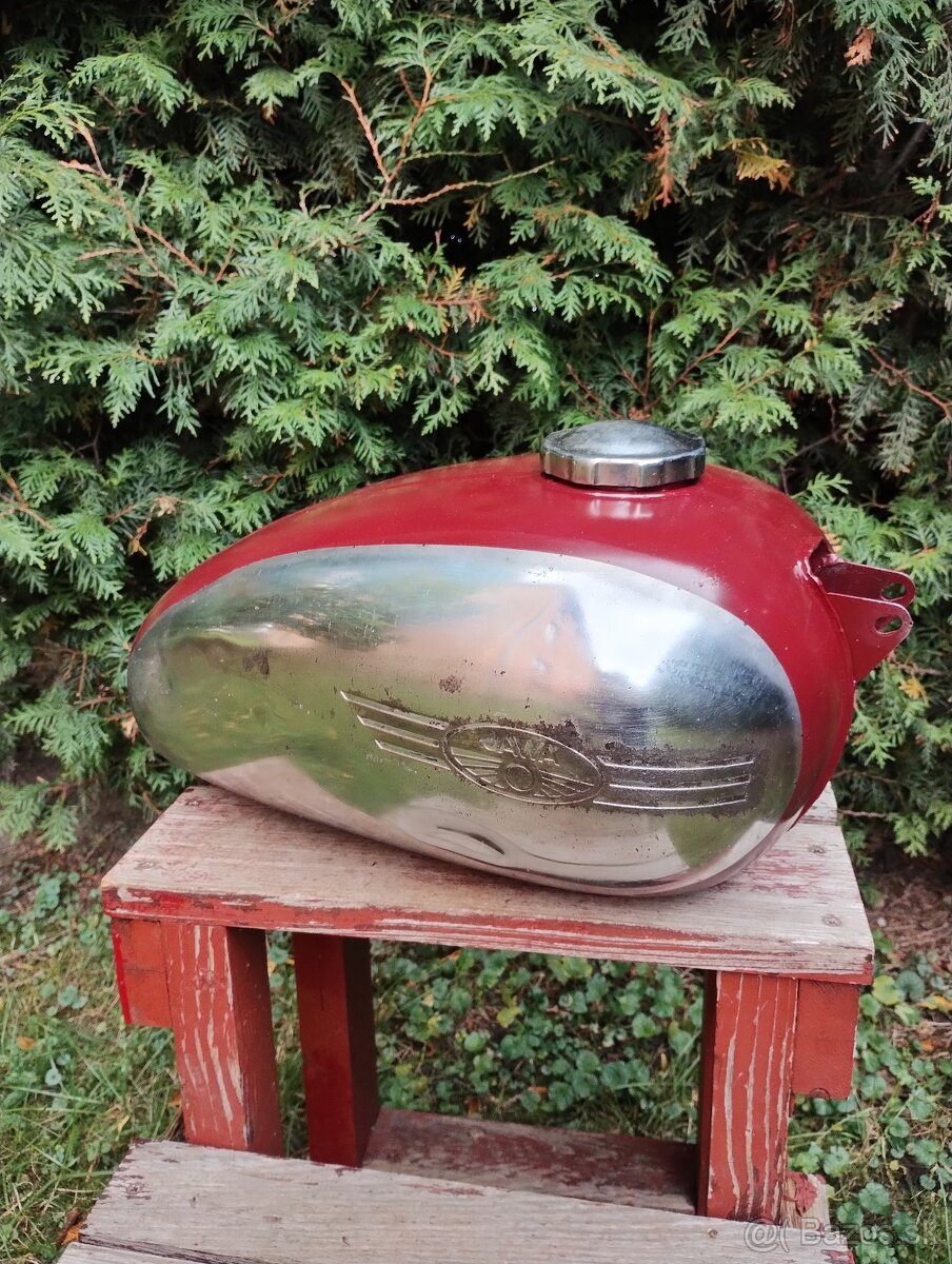 Originálna nádrž jawa 250 alebo 350 v pôvodnom stave