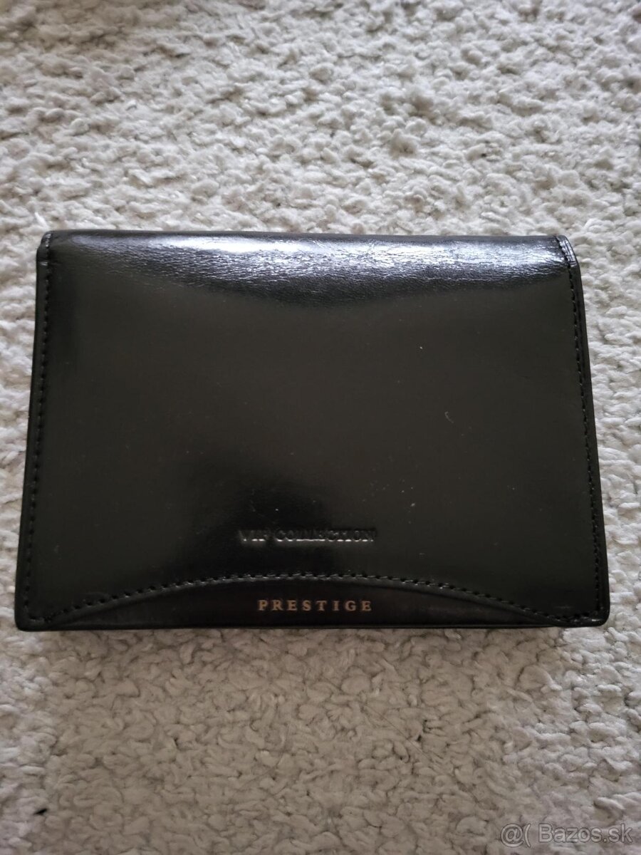 Úplne nová čierna pánska kožená peňaženka