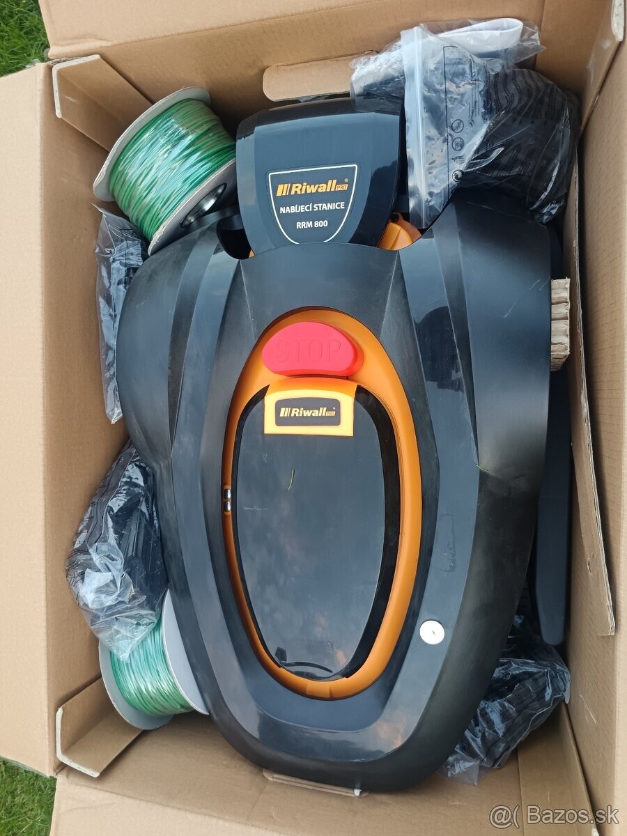 Robotická kosačka Riwall PRO RRM 800