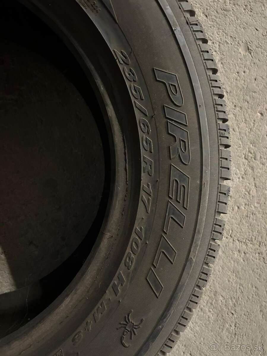 Zimné pneu Pirelli 235/65R 17 - 2 ks