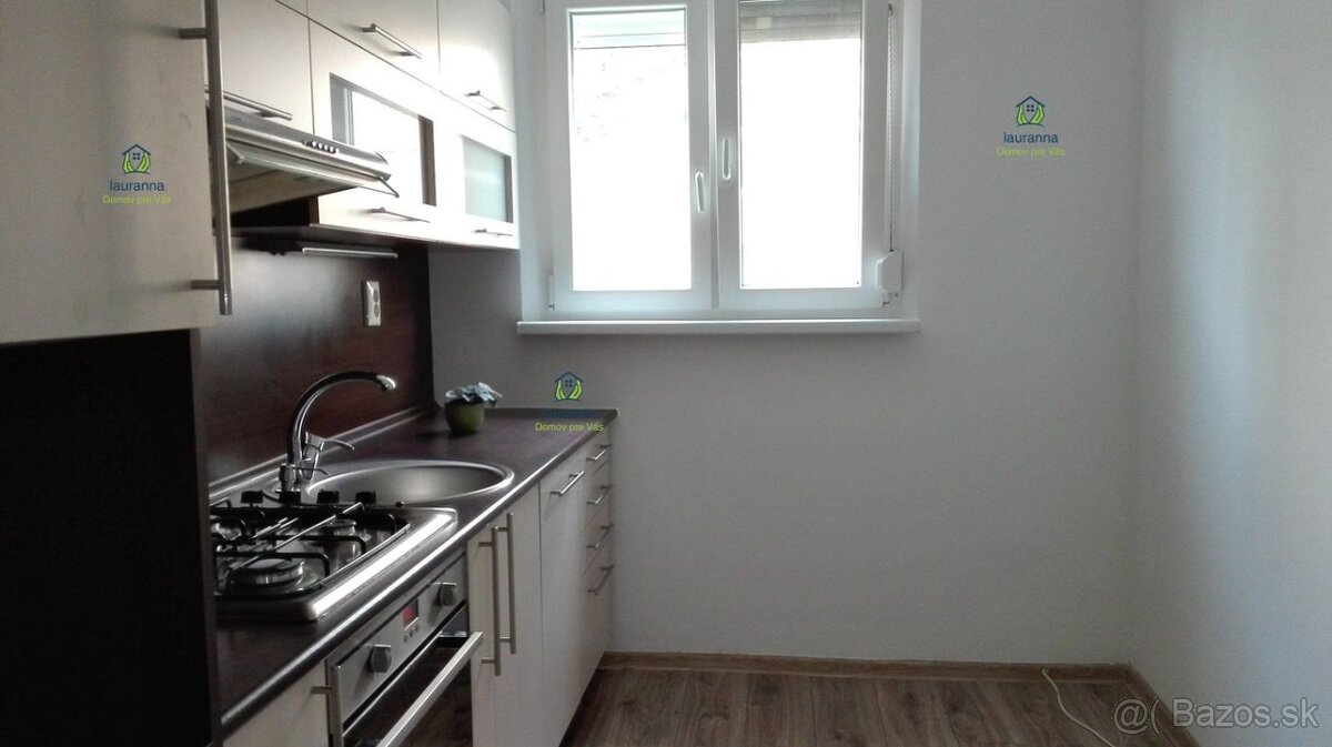 4 izbový byt v centre mesta DS, s veľkým balkónom a veľkou p
