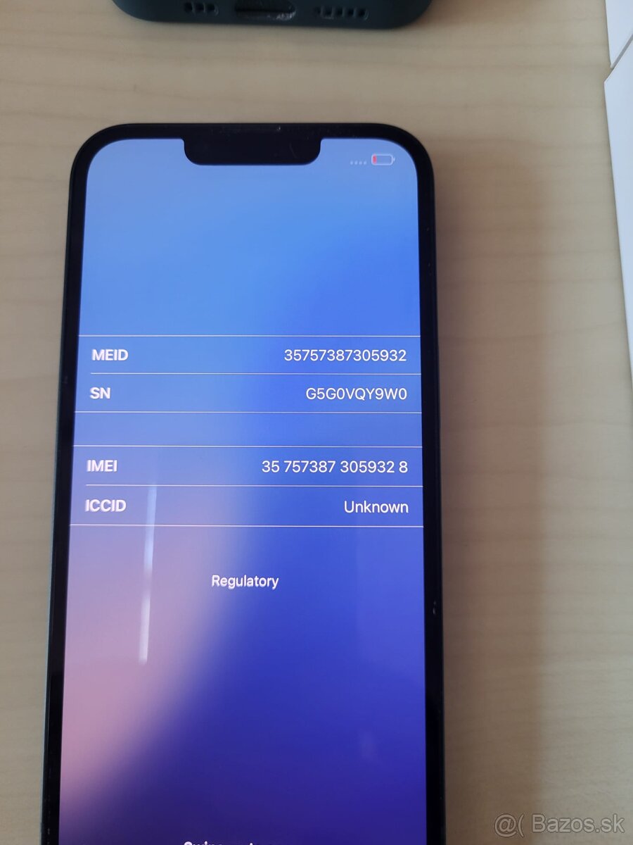 Apple iPhone 13 256 GB zelený
