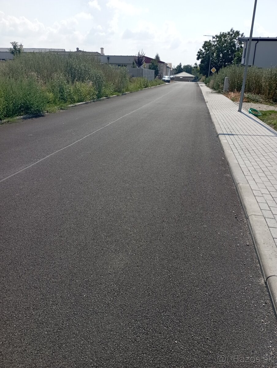 Pozemok Veľké Kostoľany 1841m2