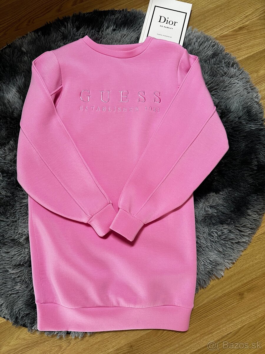 Mikinové šaty GUESS