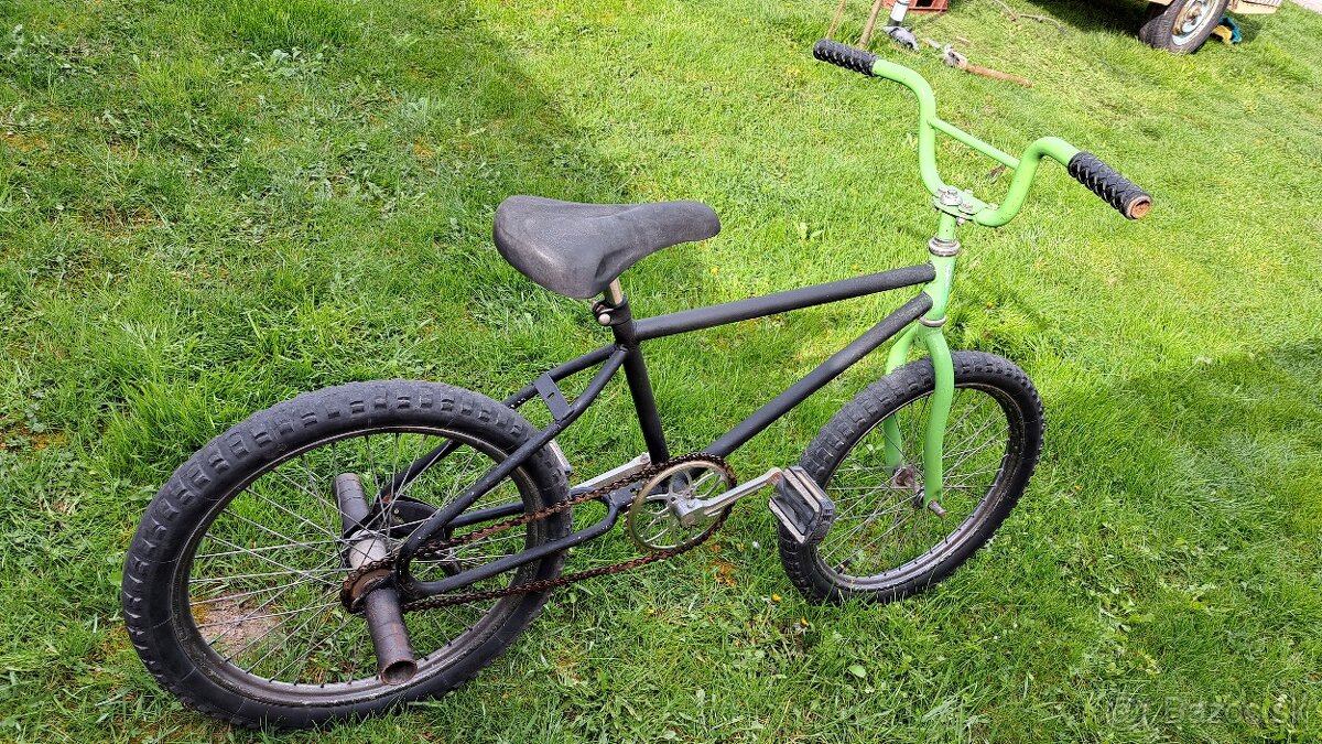 Bicykel BMX