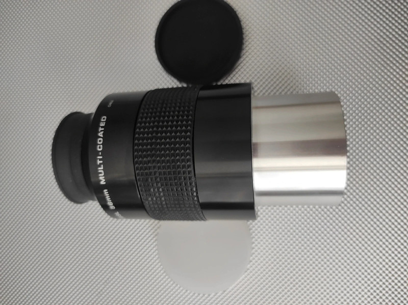 Okulár na teleskop Omegon 2" 56 mm Super Ploessl