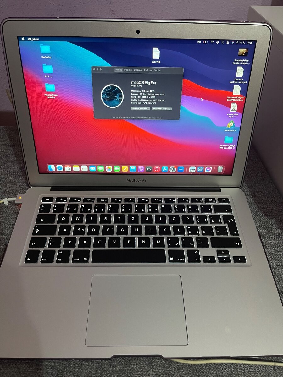 MacBook Air 13” 2017 8GB