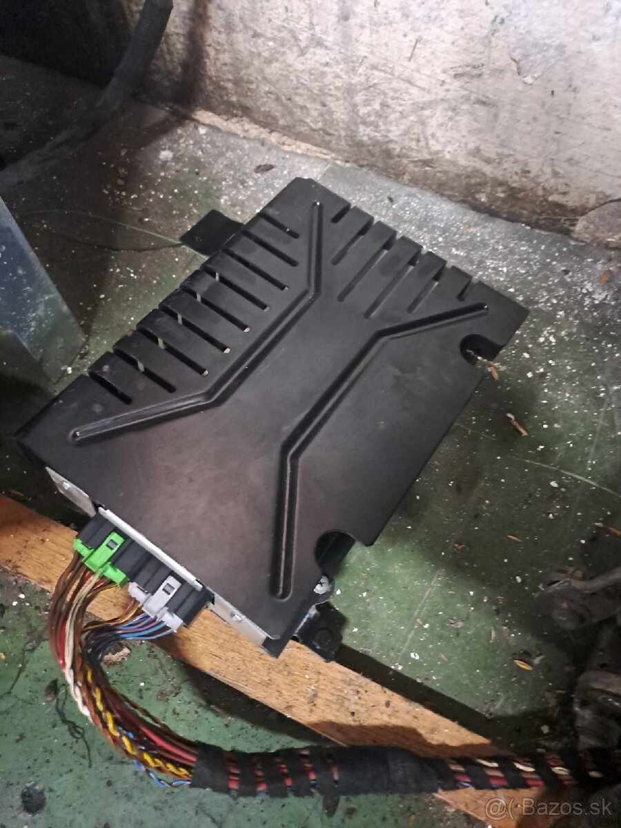 Zosilňovač Škoda Superb 1 DSP