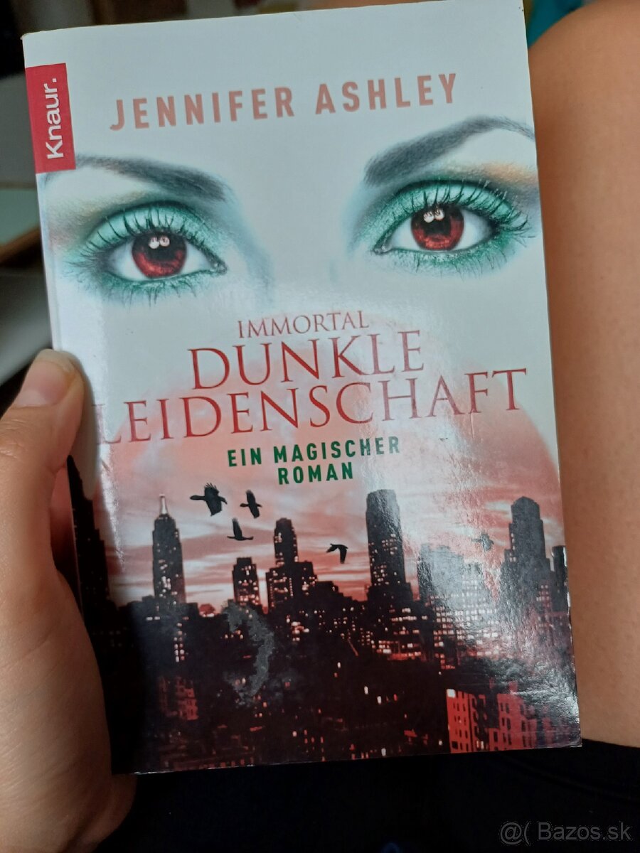Nemecká kniha Dunkle Leidenschaft
