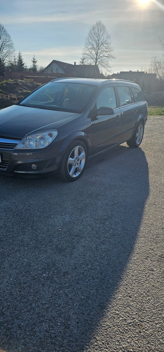 Opel astra h