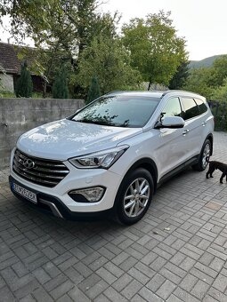 Hyundai Grand Santa Fe