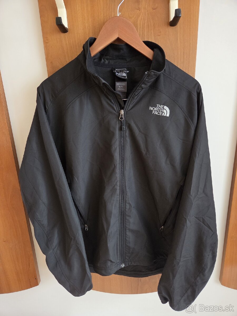 The north face vetrovka