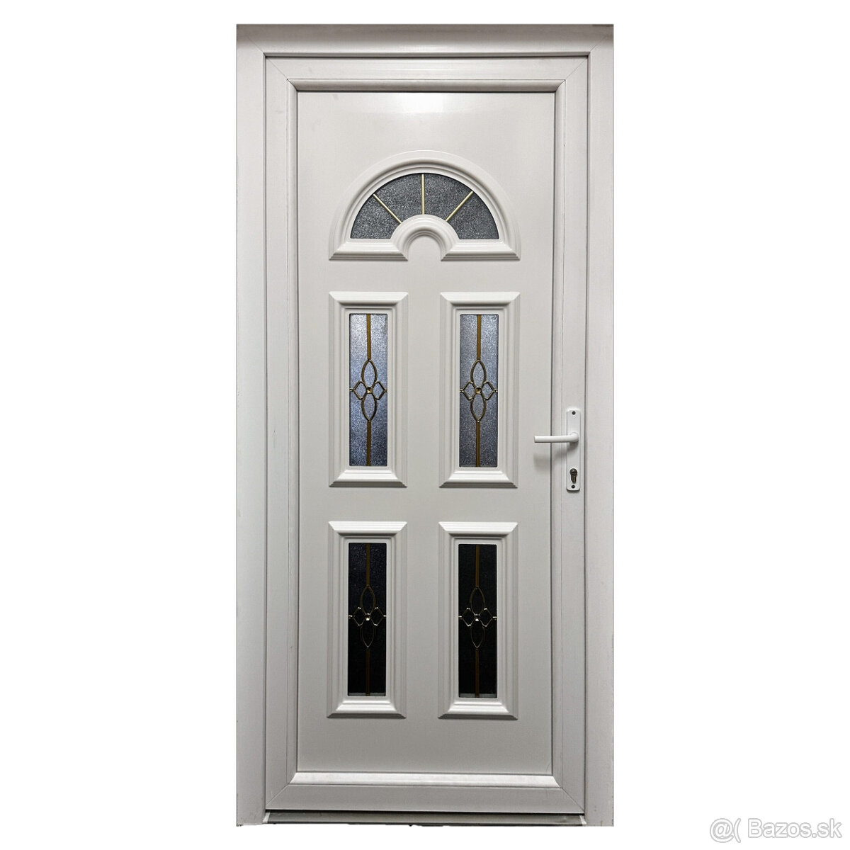 PVC biele vchodové dvere