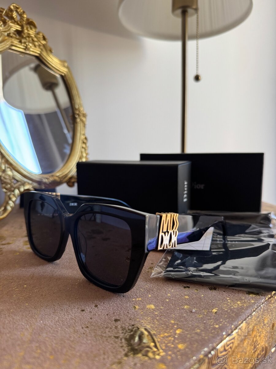 Dior slnecne okuliare s UV puzdrom Skladom