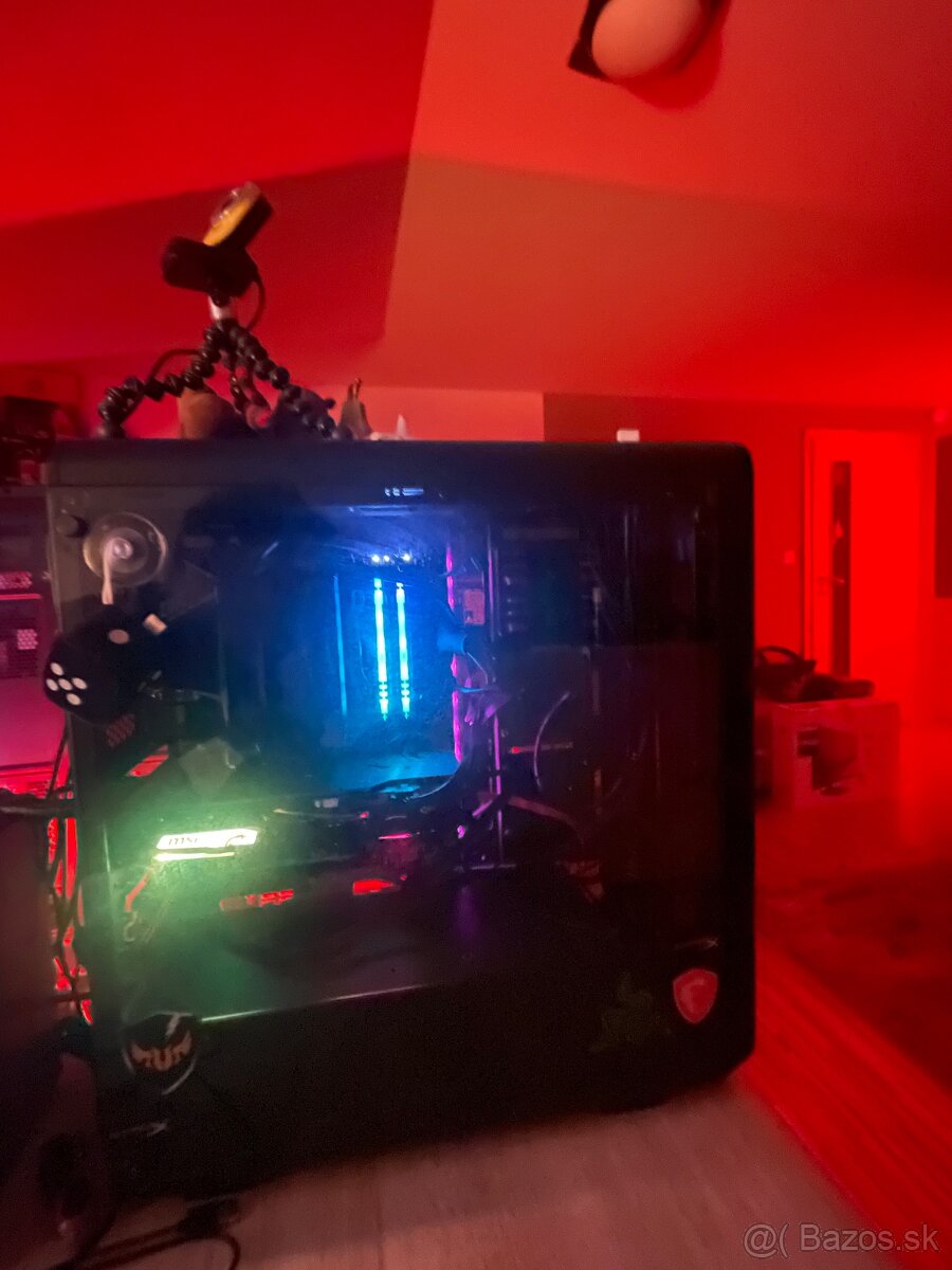 výkonný herný PC + kompletný set (dá sa aj poslať paketou)