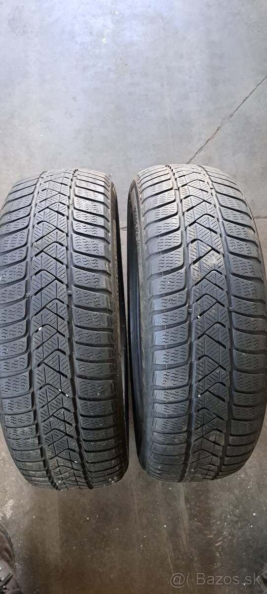Predám 2ks zimných pneu 205/60