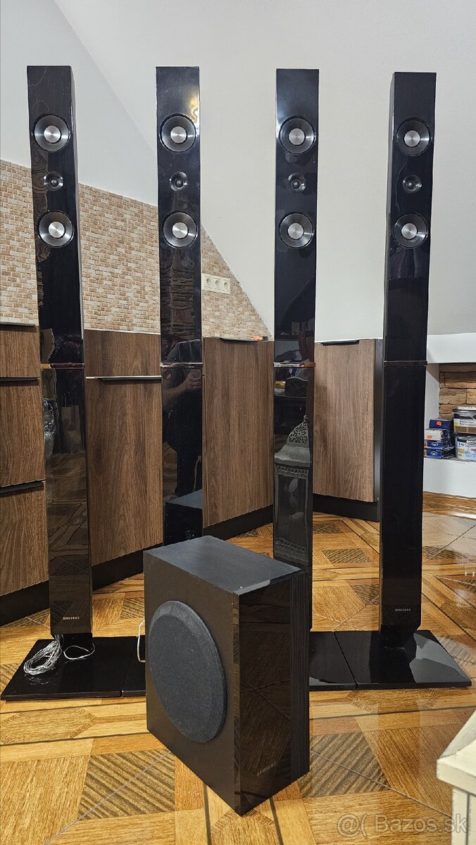 SAMSUNG reproduktory