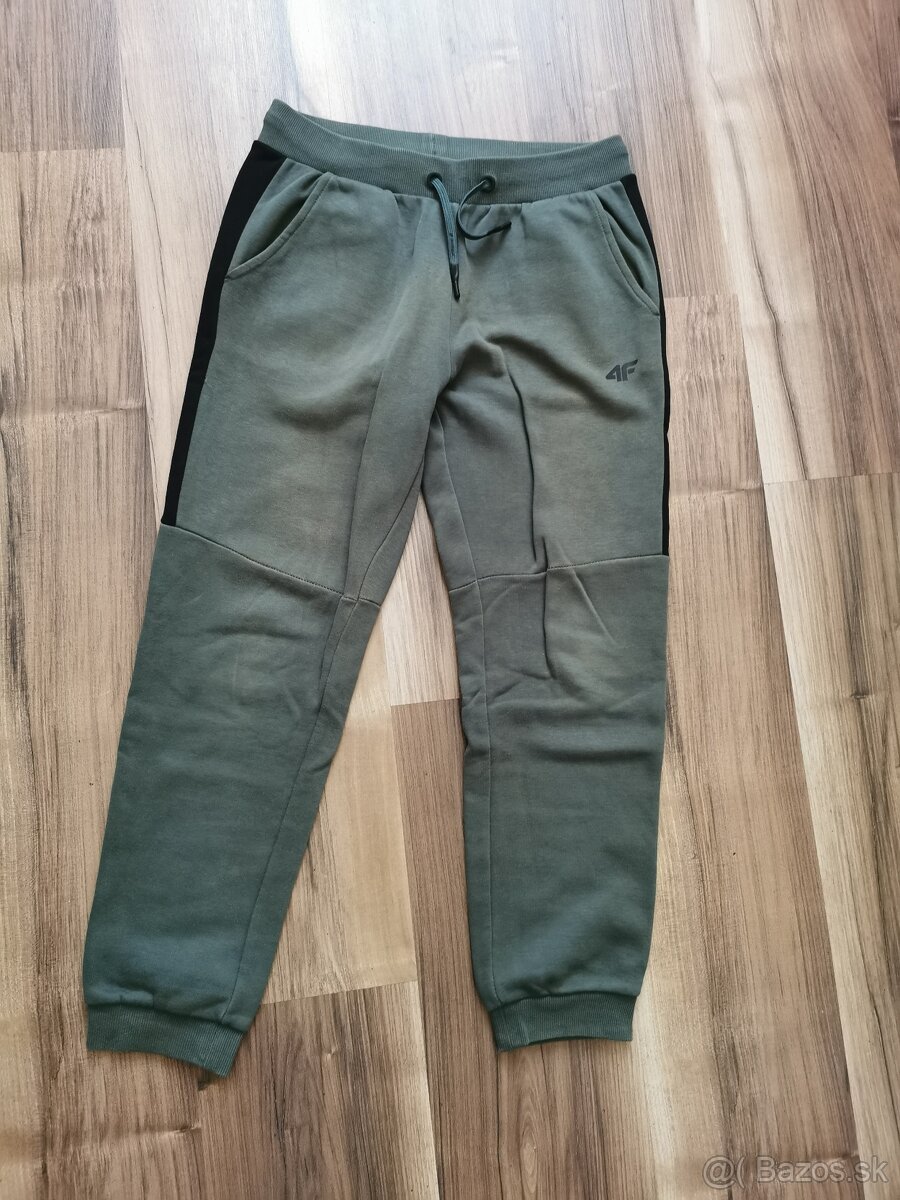 Tepláky veľ. 152/158