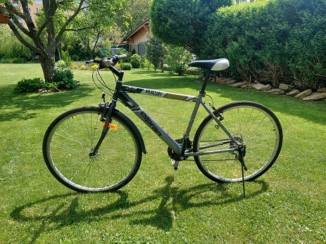 Cestný bicykel