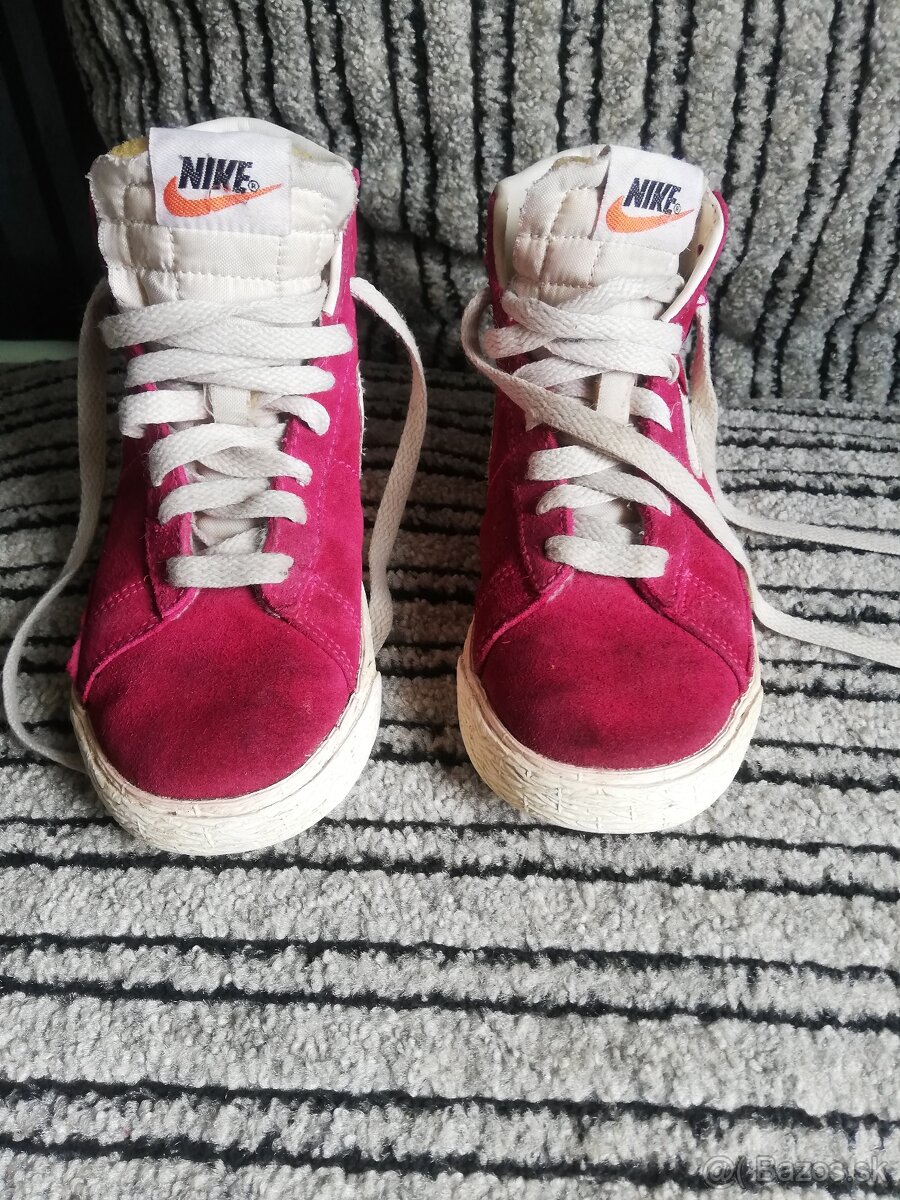 Predam detske botasky nike