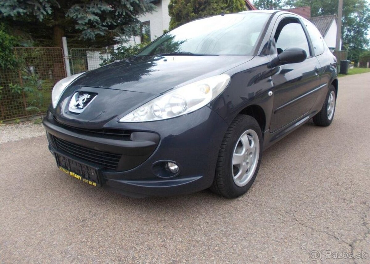 Peugeot 206 206 + 1,1 44KW,nová STK benzín manuál 44 kw