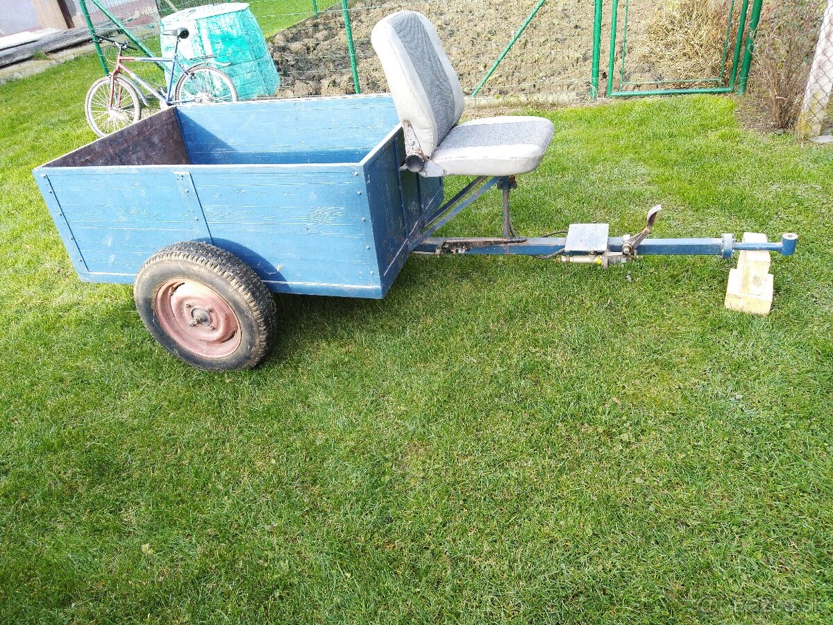 Vozík za malotraktor-agzat