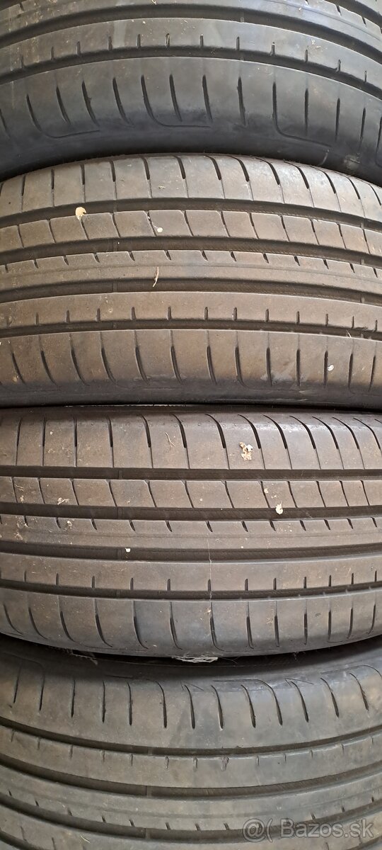 Predám 4ks jazdené letné 225/45r18-91Y Good Year