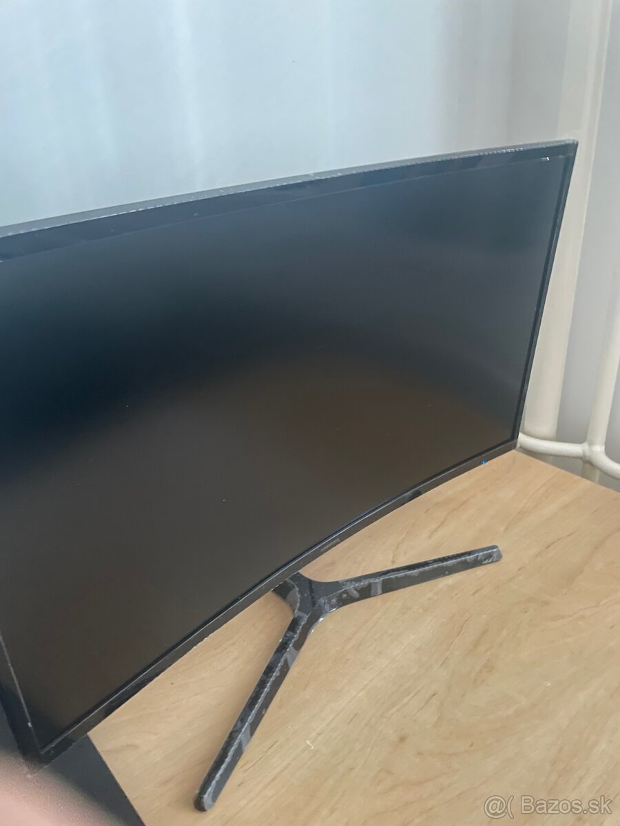 PS4 500gb +monitor