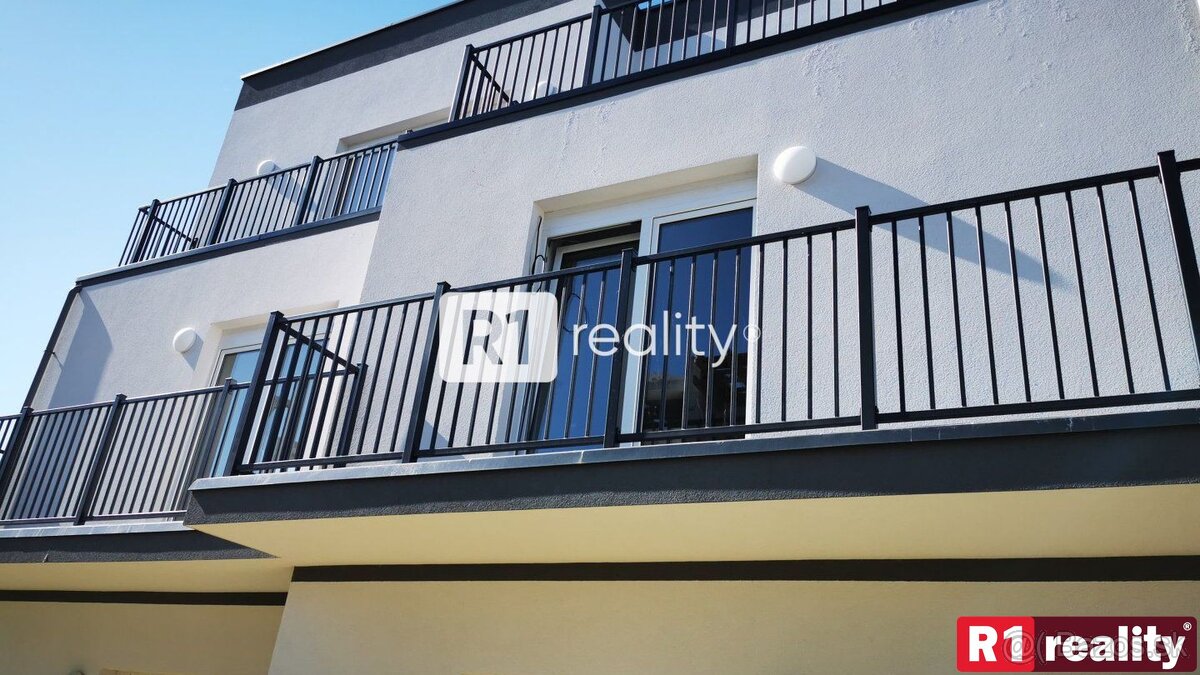 Nový 4 izbový byt E, 114,15 m2+ terasa, parking, SPA REZIDEN