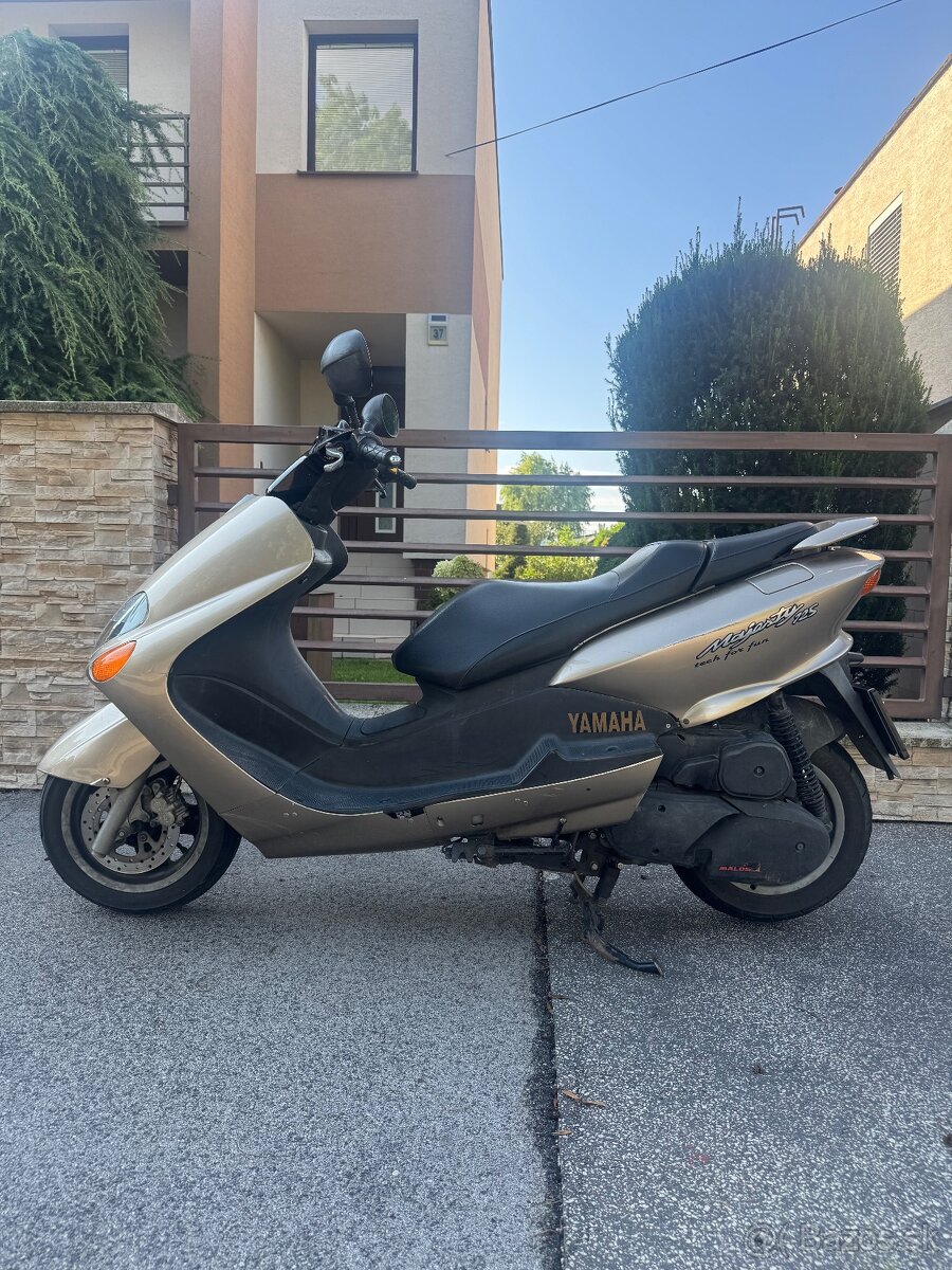 Yamaha majesty 125