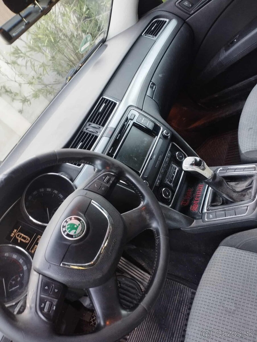 REZERVOVANE Škoda Superb 1.9tdi 77kw porucha motora