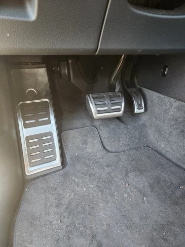 Nerezové nášlapy AUDI  ŠKODA  VW