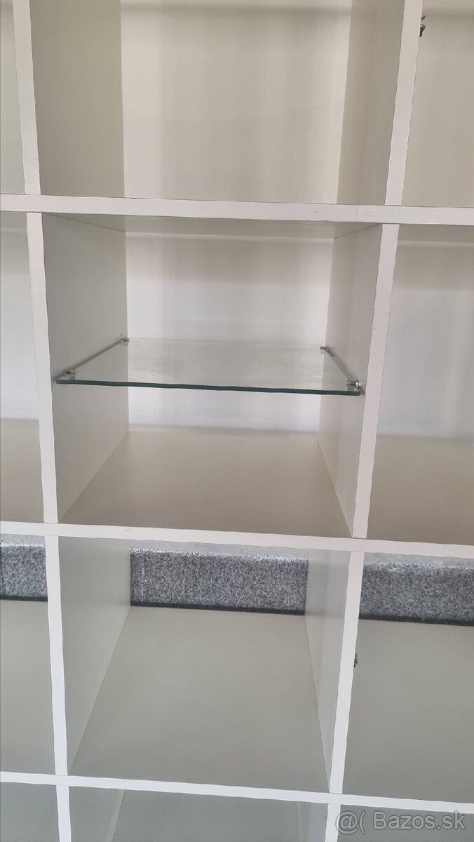 Kallax polica sklenena