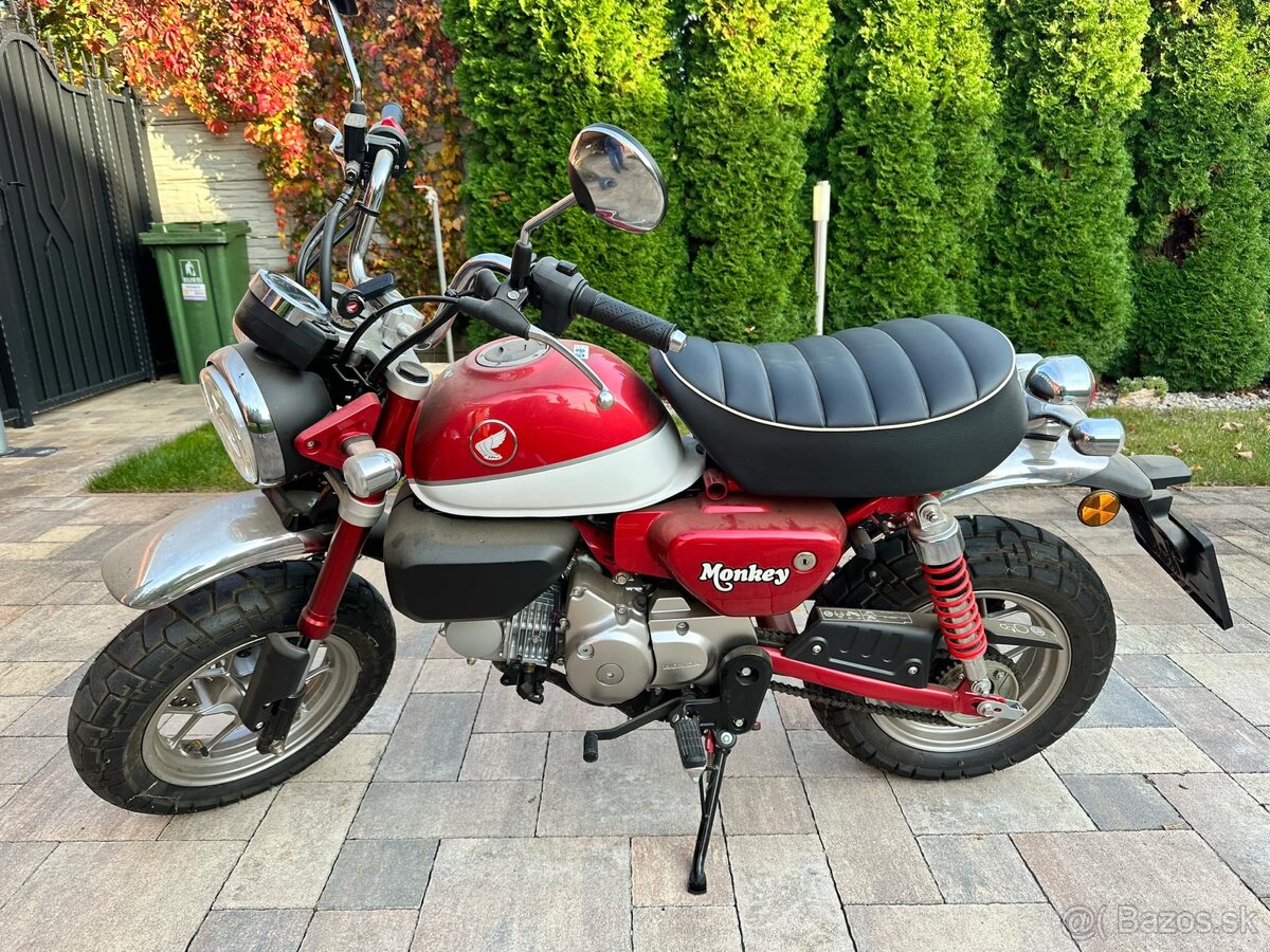 Honda monkey 125