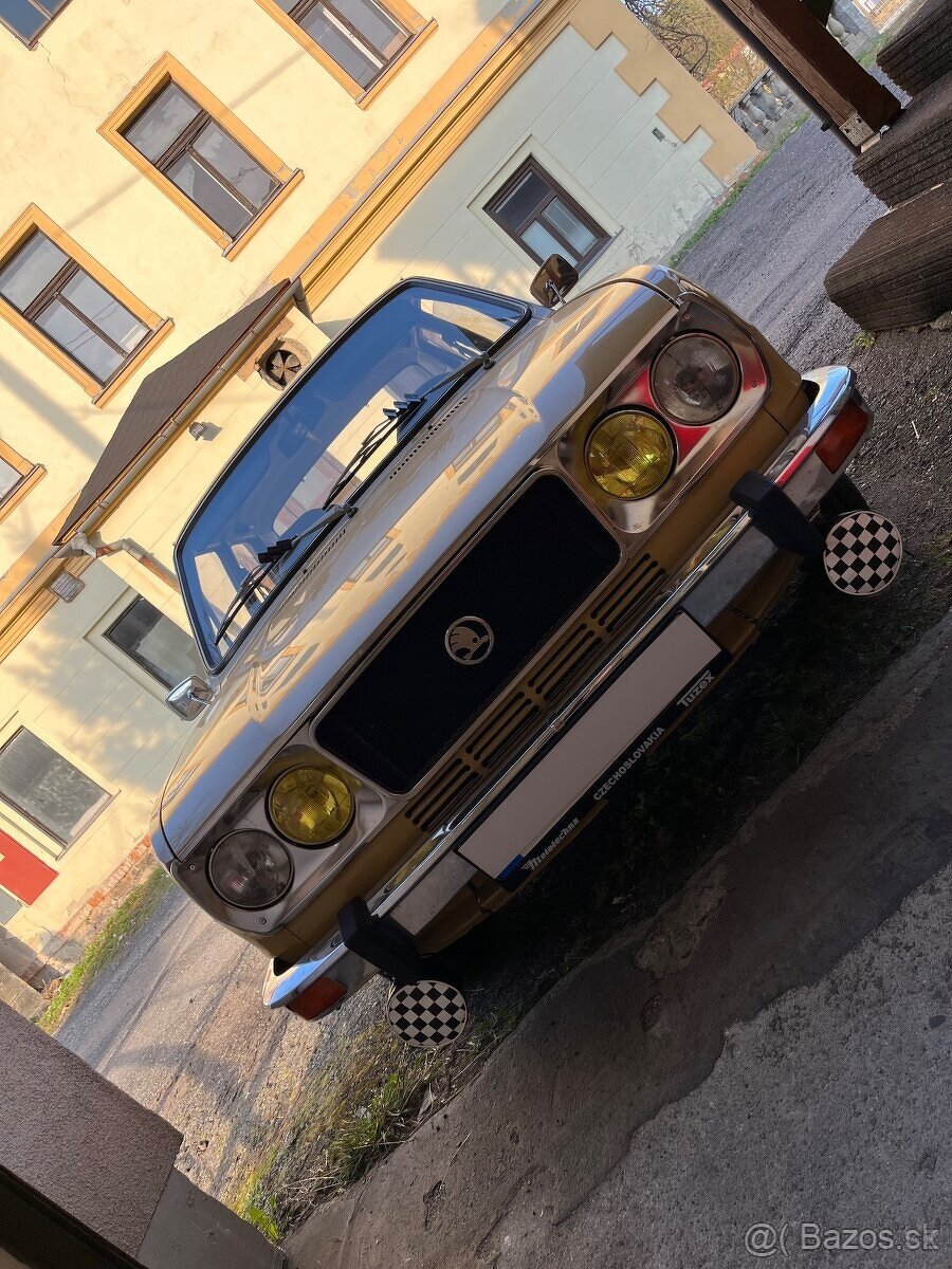 Kryty,převlaky světel na veterána,,šachovnice,,.