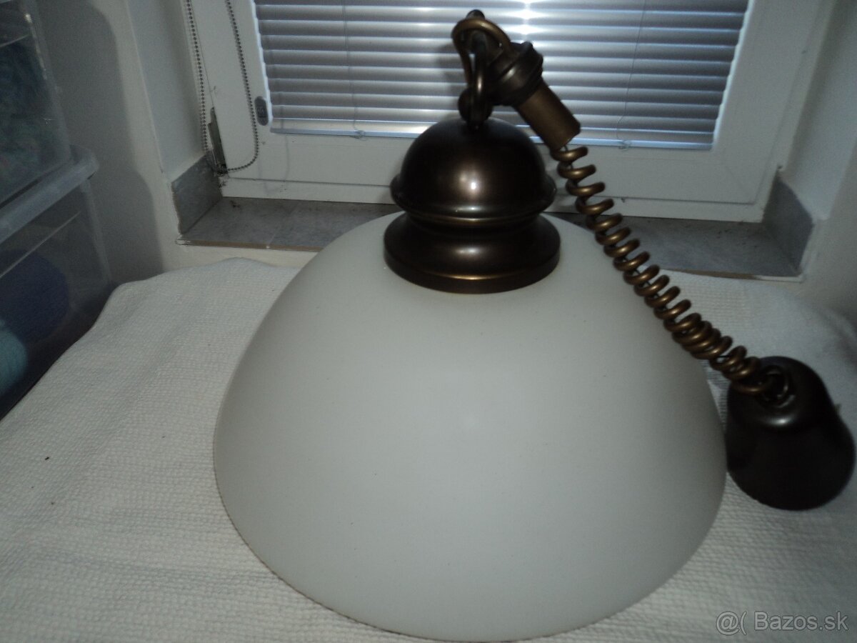 Lampa do kuhyne,