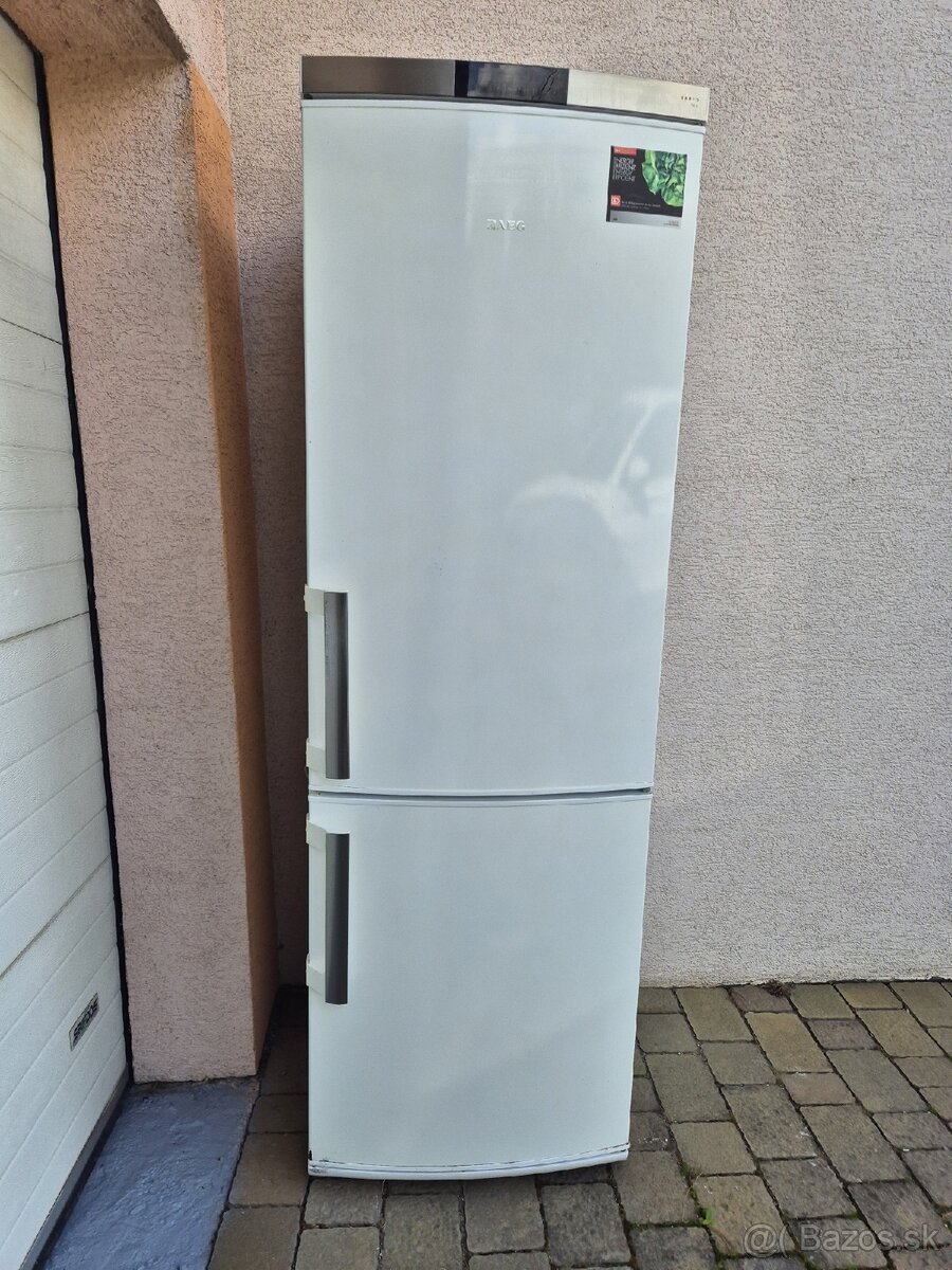 Na predaj: Chladnička s mrazničkou AEG – 100 €