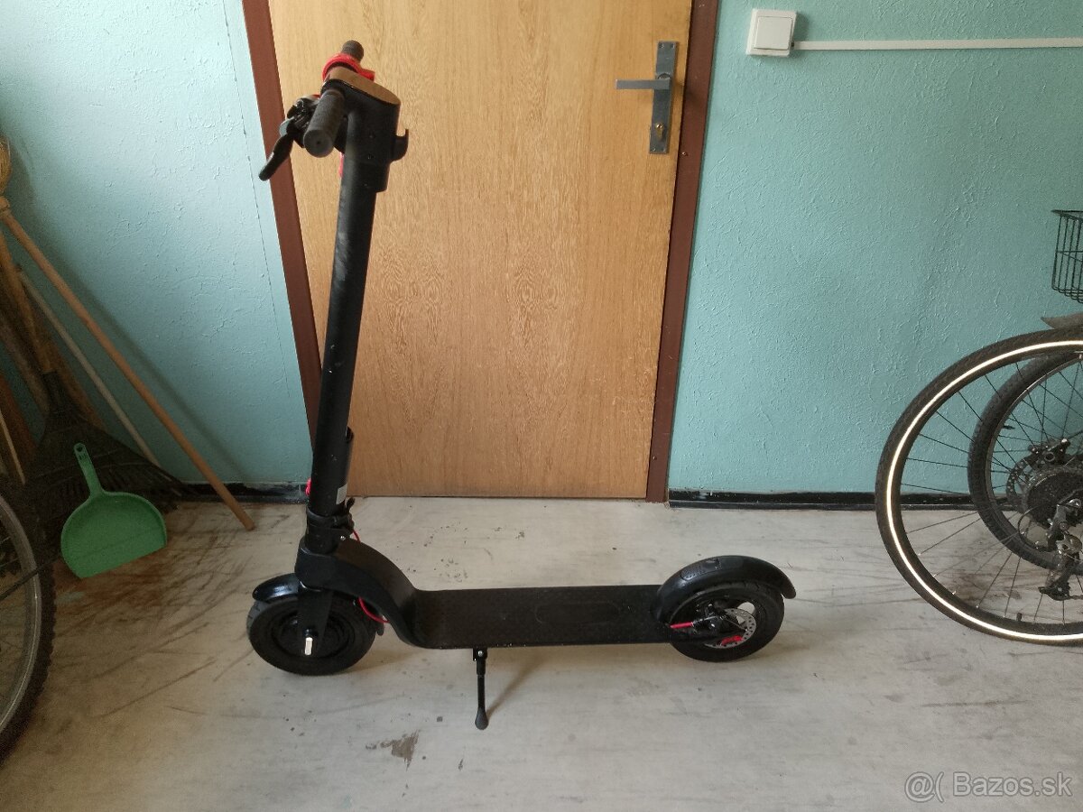 elektrická kolobežka
