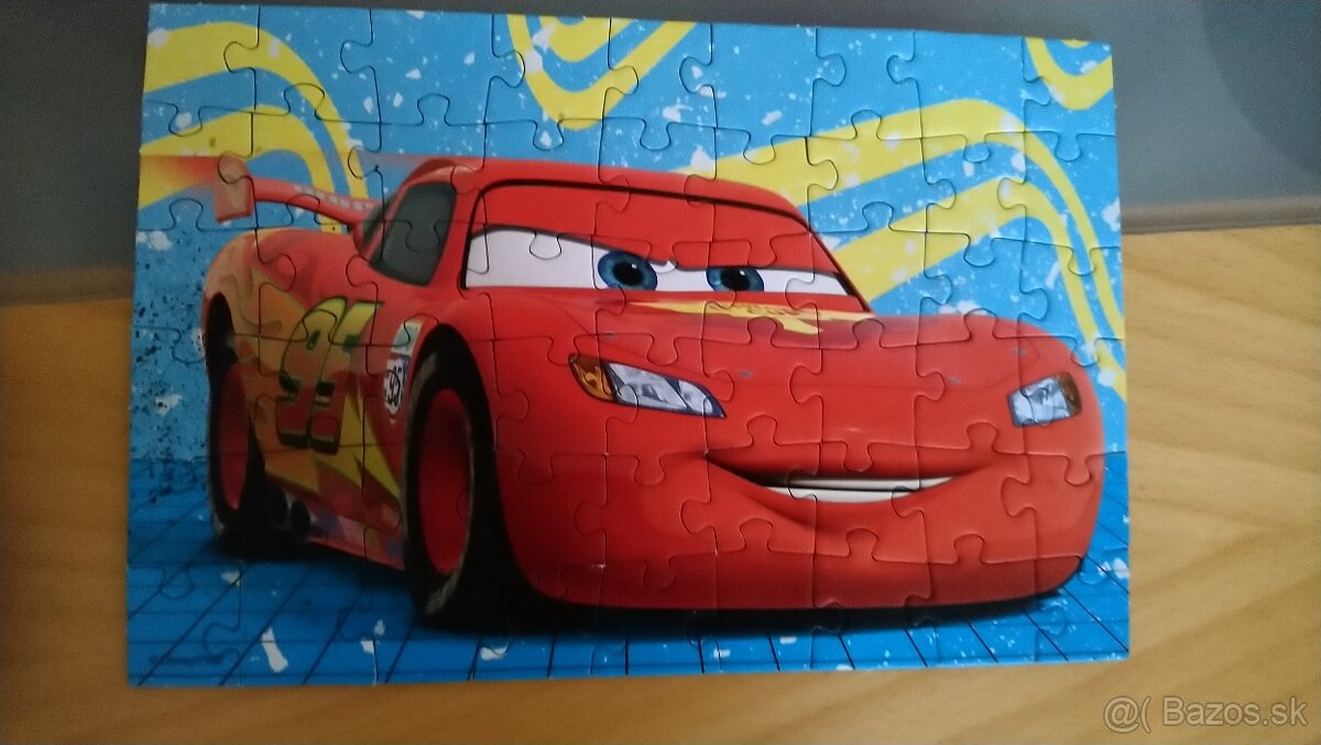 Predám puzzle pre deti Mimoni, zachovalé, kompletné.