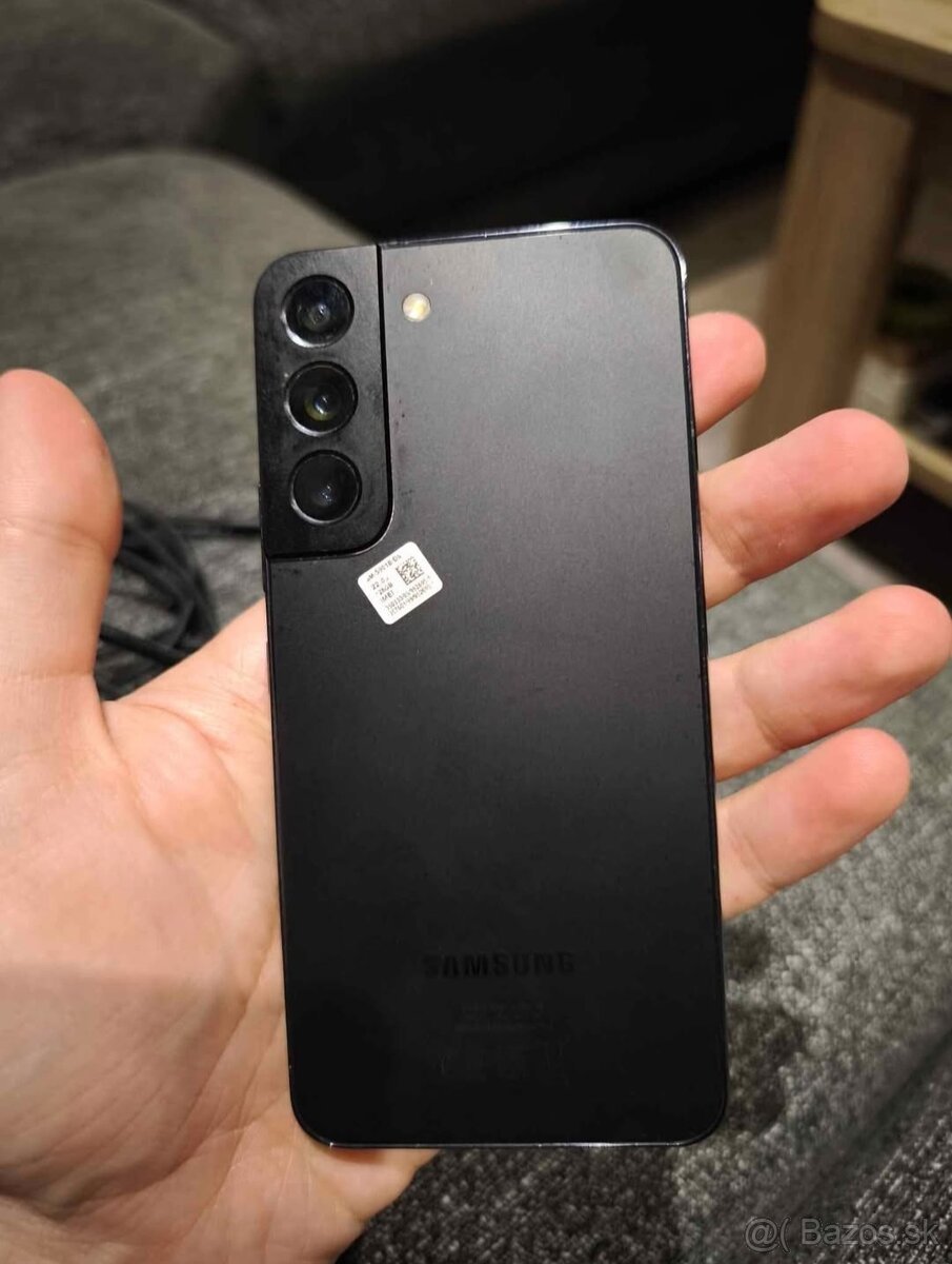 Samsung s22 8gb/128 možno výmena