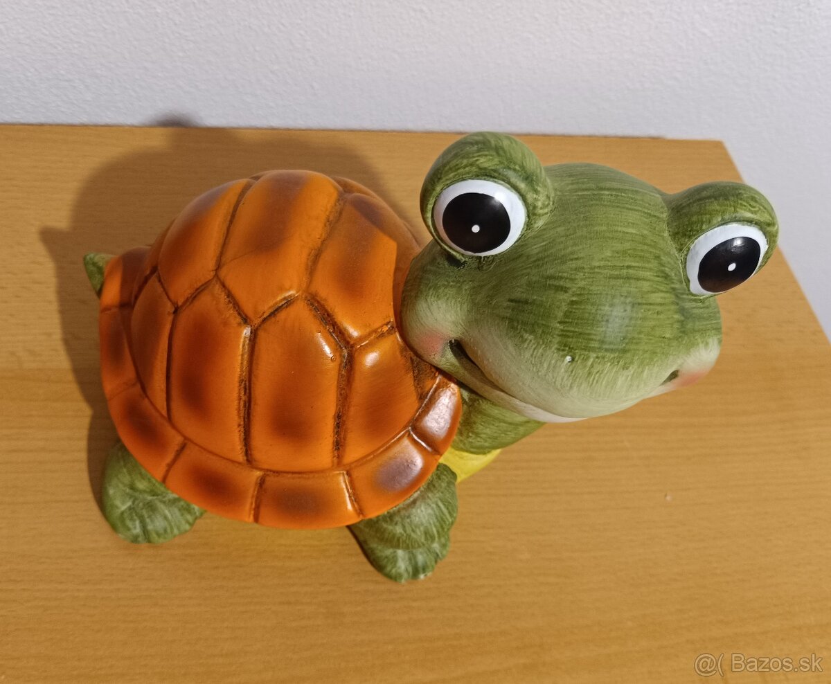 Korytnačka dekorácia na záhradu